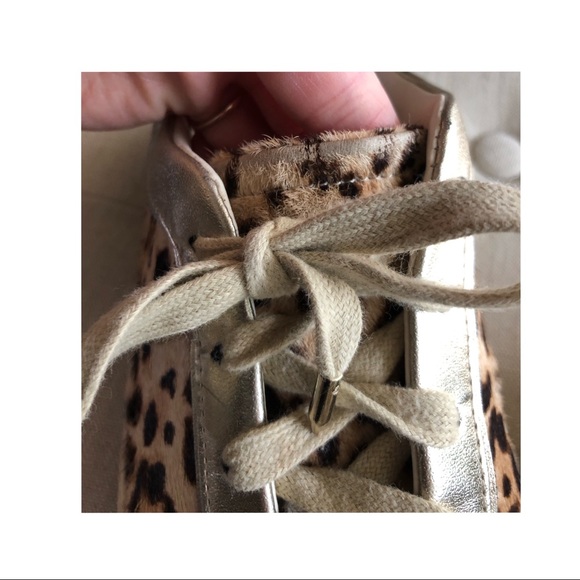 Adorable! Sam Edelman Britton Leopard Sneakers - Picture 5 of 7